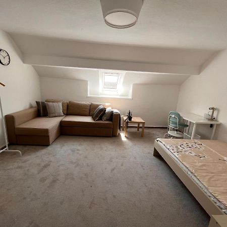 Ein Schoenes Zimmer In Kiel Exterior photo